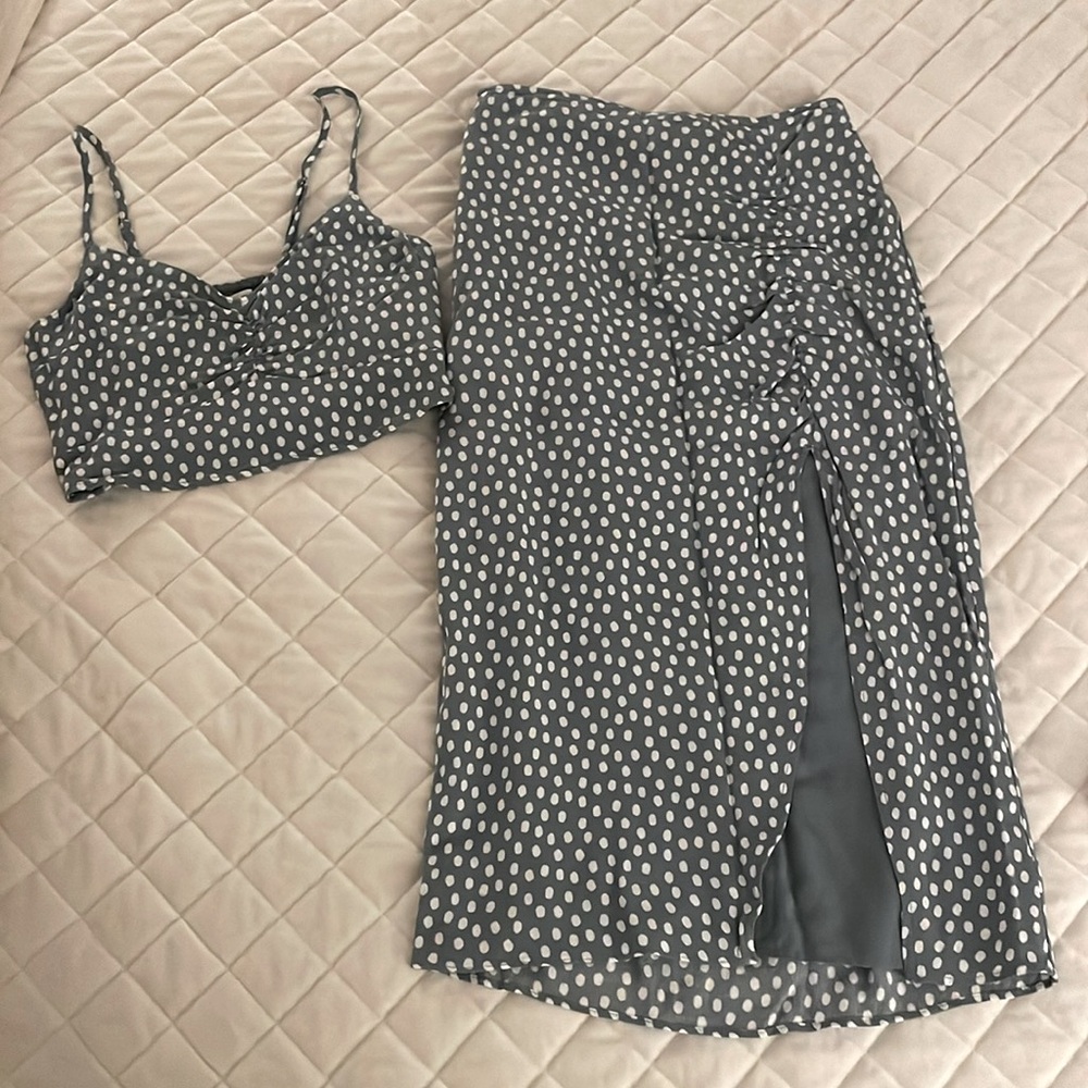 ABERCROMBIE & FITCH Polka Dot Skirt with slit XS and Matching Top Small